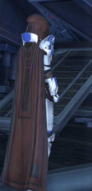 Belsavis Knight Armor Set player-view from Star Wars: The Old Republic.