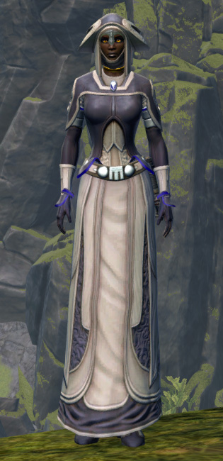 Charged Peacemaker Armor Set Outfit from Star Wars: The Old Republic.