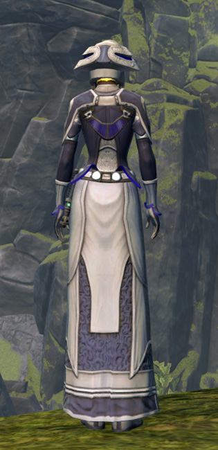 Charged Peacemaker Armor Set player-view from Star Wars: The Old Republic.