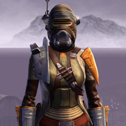 Dune Stalker Armor Set armor thumbnail.