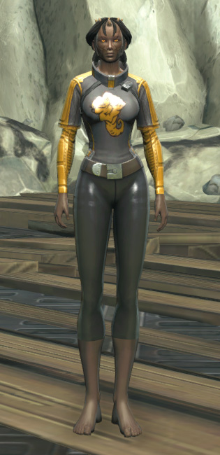 Frogdog Practice Jersey Armor Set Outfit from Star Wars: The Old Republic.
