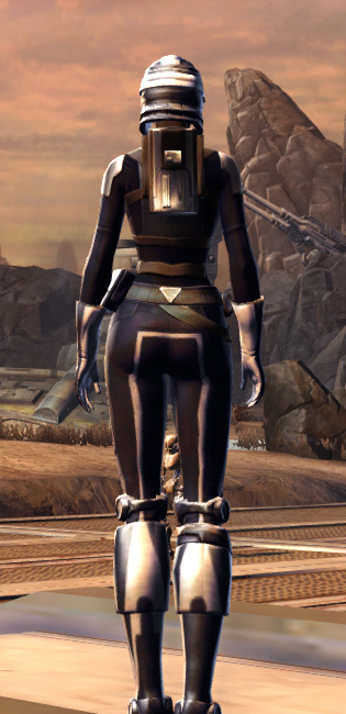 Mountain Explorer Armor Set player-view from Star Wars: The Old Republic.