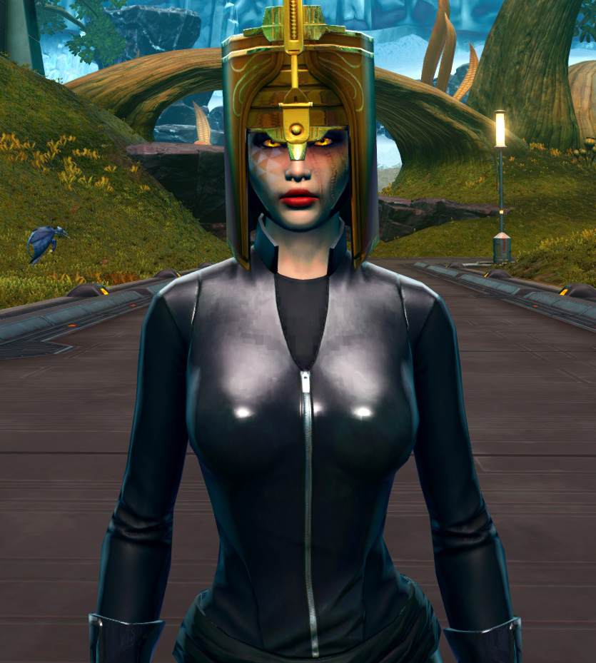 Resplendent Crown of Avarice Armor Set from Star Wars: The Old Republic.
