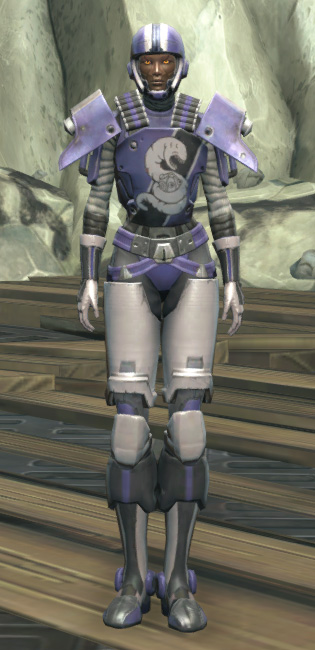 Rotworm Huttball Home Uniform Armor Set Outfit from Star Wars: The Old Republic.