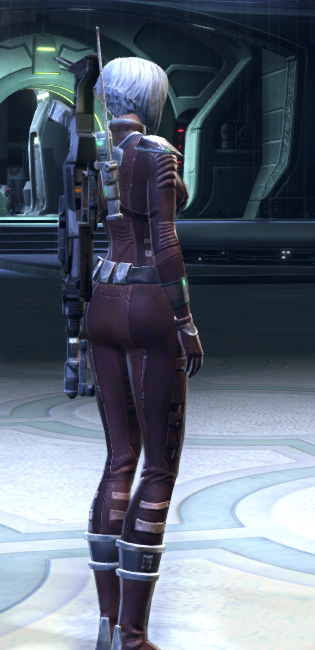Tatooinian Agent Armor Set player-view from Star Wars: The Old Republic.