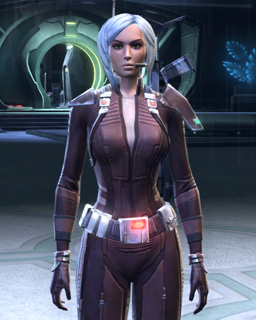 Tatooinian Agent Armor Set Preview from Star Wars: The Old Republic.